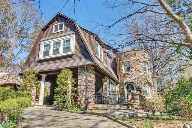 247 Pelhamdale Avenue, Pelham, NY 10803