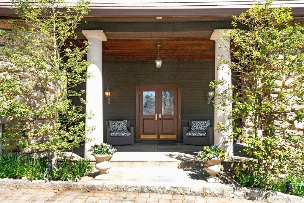 247 Pelhamdale Avenue, Pelham, NY 10803