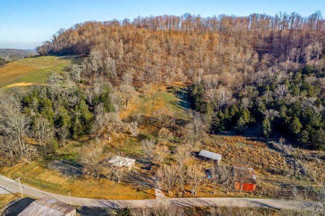 202 Maggart Rd, Elmwood, TN 38560
