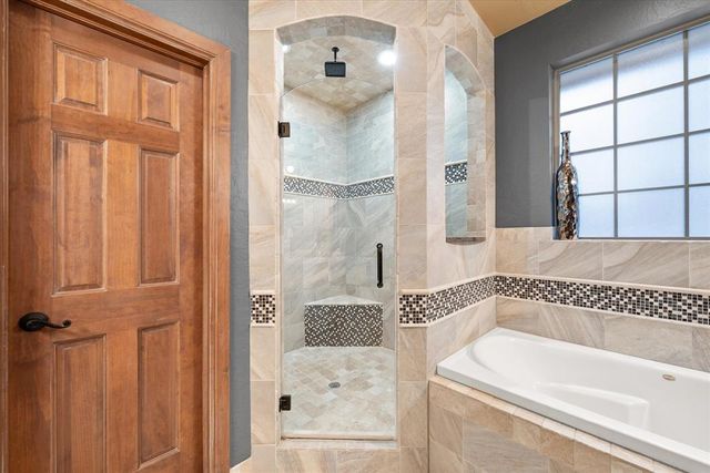 23380 Hunters Spring Drive, Edmond, OK 73025