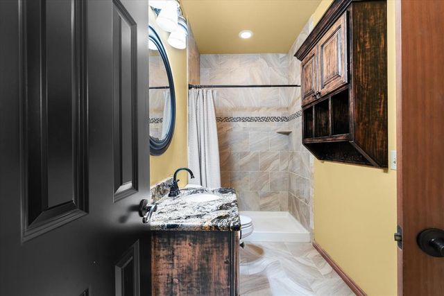 23380 Hunters Spring Drive, Edmond, OK 73025