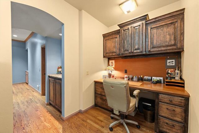 23380 Hunters Spring Drive, Edmond, OK 73025