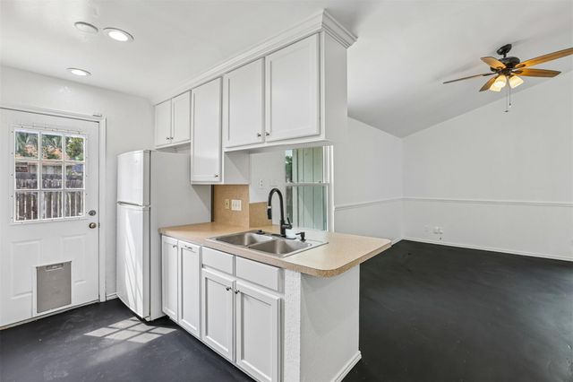 16100 Windermere DR, Pflugerville, TX 78660