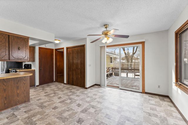 251 91st Avenue NE, Blaine, MN 55434