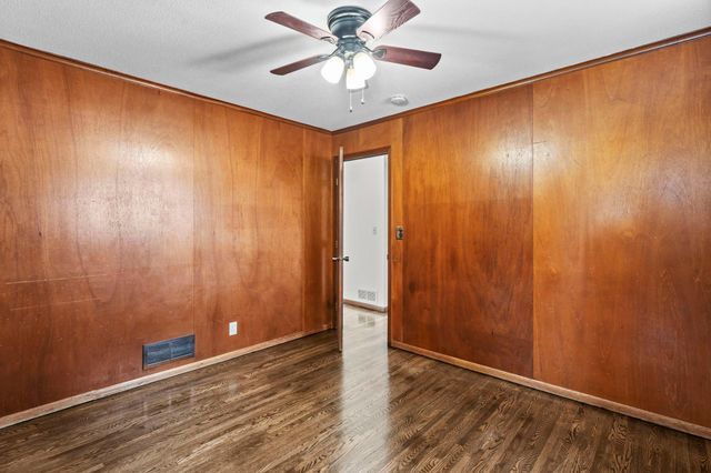 251 91st Avenue NE, Blaine, MN 55434