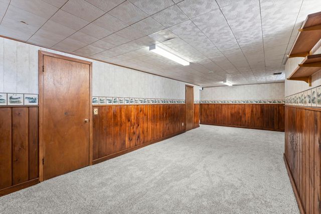 251 91st Avenue NE, Blaine, MN 55434