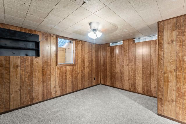 251 91st Avenue NE, Blaine, MN 55434