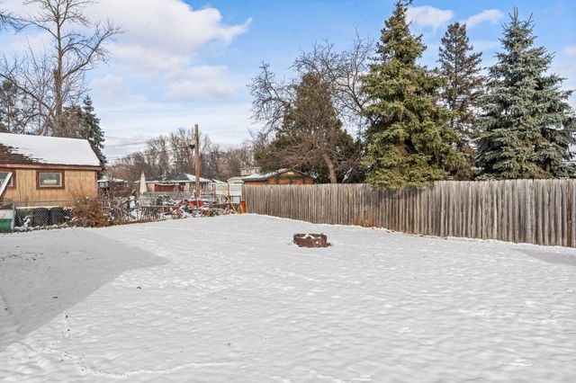 251 91st Avenue NE, Blaine, MN 55434