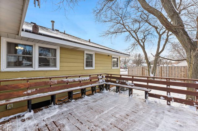 251 91st Avenue NE, Blaine, MN 55434