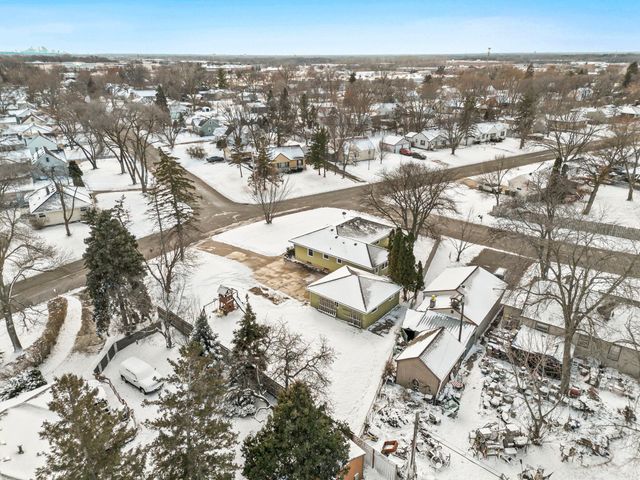 251 91st Avenue NE, Blaine, MN 55434