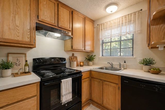 619 Race Street, Crowley, TX 76036