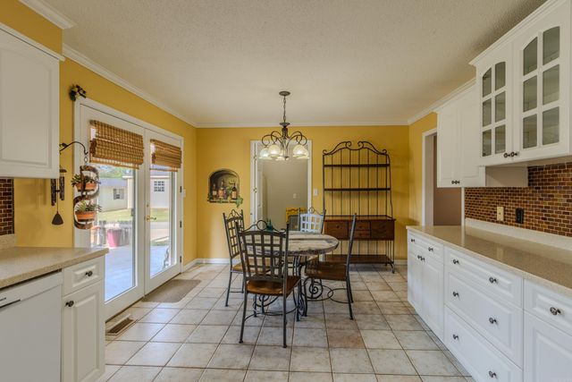 2502 Hatcher Dr, Paragould, AR 72450