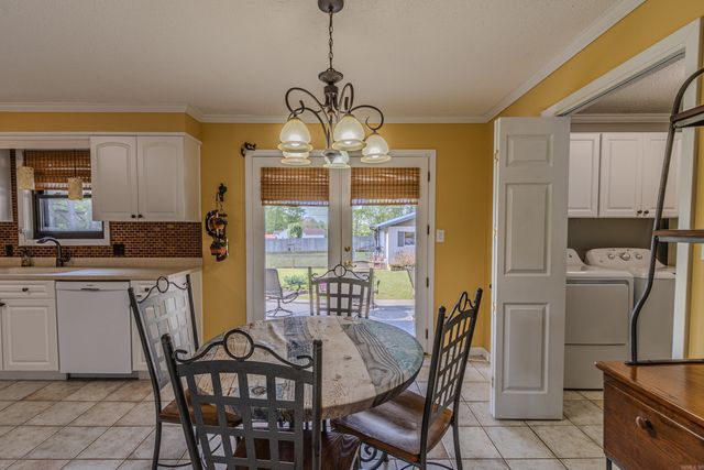 2502 Hatcher Dr, Paragould, AR 72450
