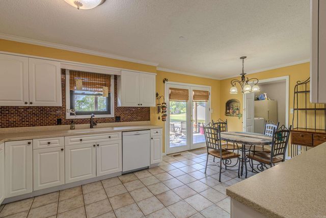 2502 Hatcher Dr, Paragould, AR 72450