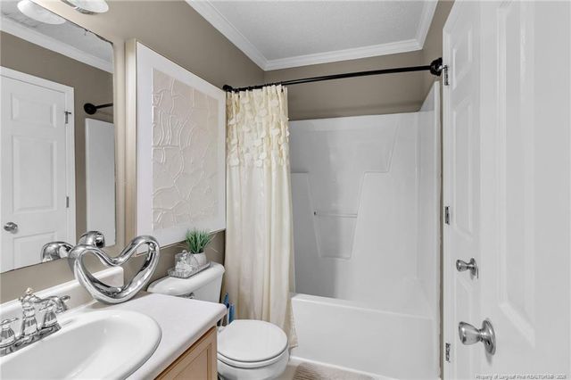 713 Bramblegate Road, Hope Mills, NC 28348