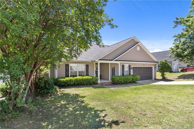 713 Bramblegate Road, Hope Mills, NC 28348