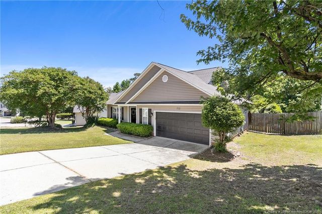 713 Bramblegate Road, Hope Mills, NC 28348
