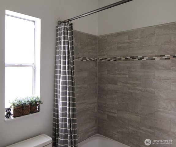 1698 Sunset Drive, Wenatchee, WA 98801