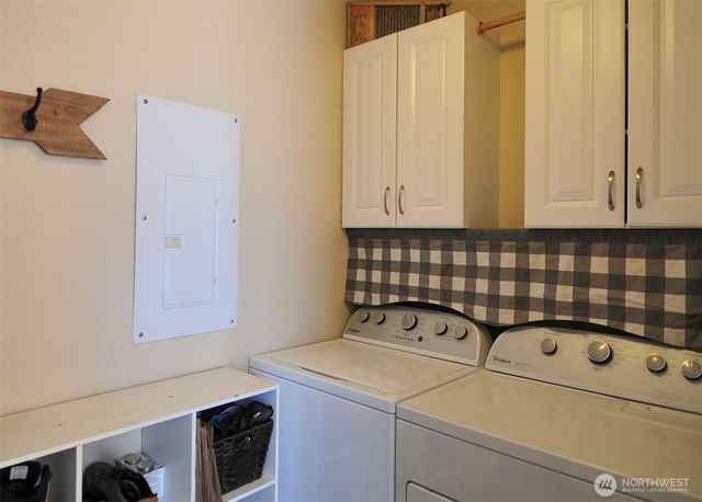 1698 Sunset Drive, Wenatchee, WA 98801