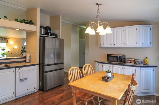 1698 Sunset Drive, Wenatchee, WA 98801