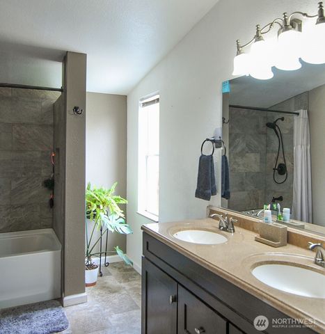 1698 Sunset Drive, Wenatchee, WA 98801