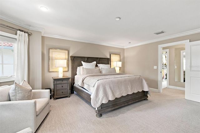 4537 W SWANN AVENUE, Tampa, FL 33609
