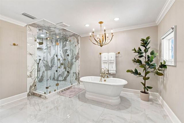 4537 W SWANN AVENUE, Tampa, FL 33609