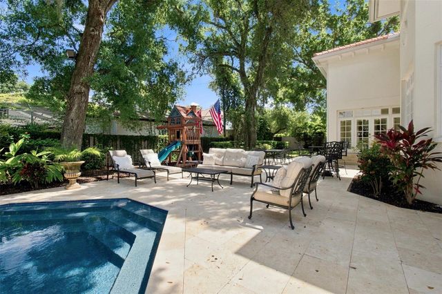 4537 W SWANN AVENUE, Tampa, FL 33609