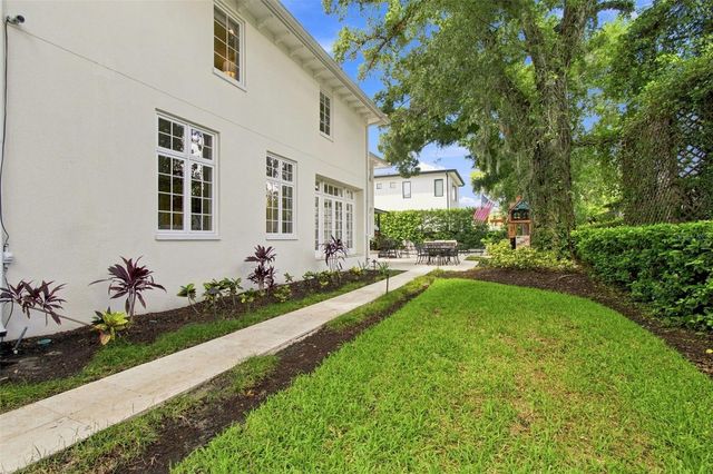 4537 W SWANN AVENUE, Tampa, FL 33609