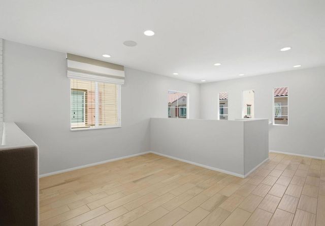 232 Paseo Gusto 122, Palm Desert, CA 92211