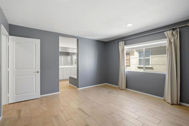 232 Paseo Gusto 122, Palm Desert, CA 92211