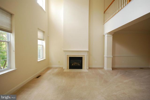 908 RESERVE CHAMPION DR, Rockville, MD 20850