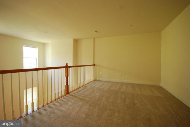 908 RESERVE CHAMPION DR, Rockville, MD 20850