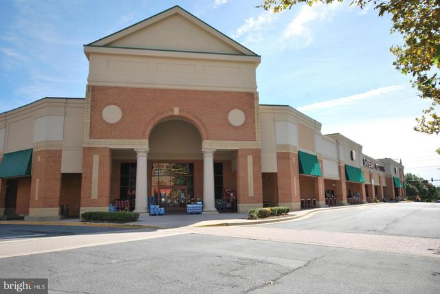 908 RESERVE CHAMPION DR, Rockville, MD 20850