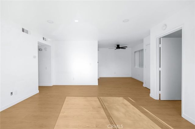 4406 Cahuenga Boulevard 109, Toluca Lake, CA 91602