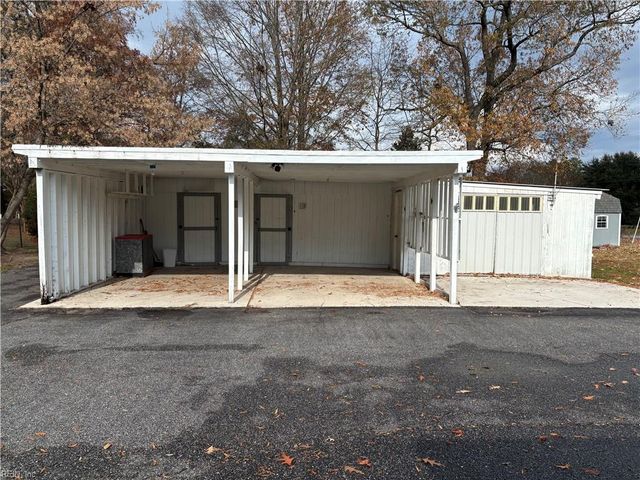 102 Irving ST, Franklin, VA 23851