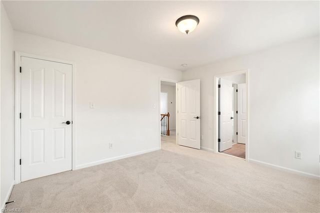 2636 Crosland Hill Drive, Winston-salem, NC 27106