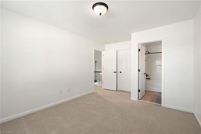 2636 Crosland Hill Drive, Winston-salem, NC 27106