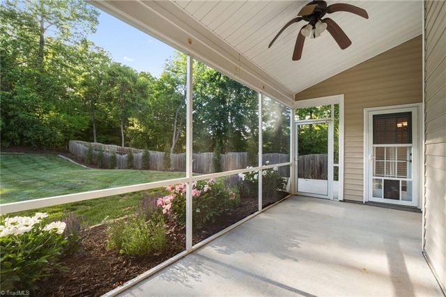 2636 Crosland Hill Drive, Winston-salem, NC 27106