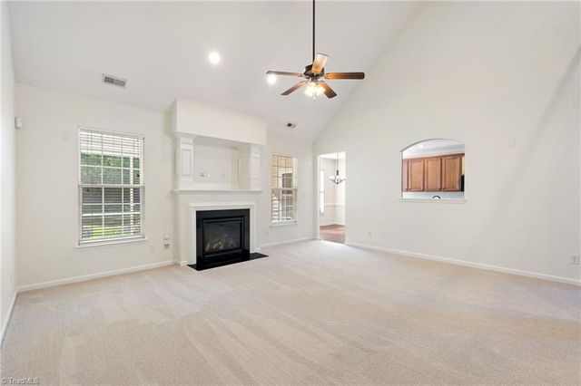 2636 Crosland Hill Drive, Winston-salem, NC 27106