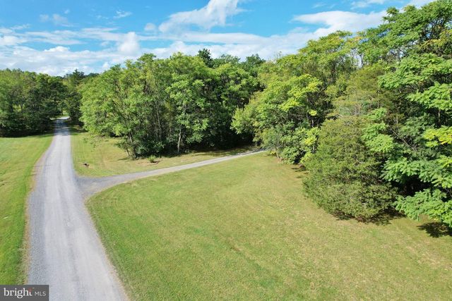 338 CALAMUS LN, Strasburg, VA 22657