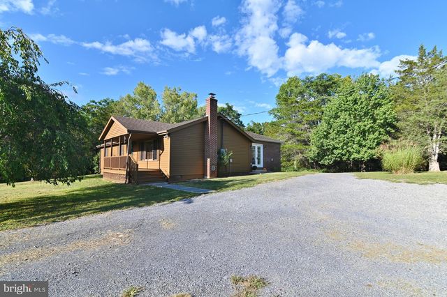 338 CALAMUS LN, Strasburg, VA 22657