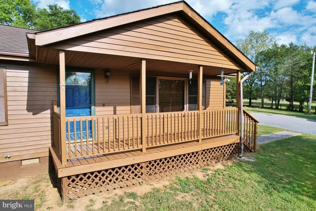 338 CALAMUS LN, Strasburg, VA 22657