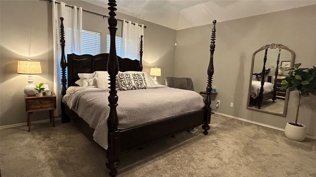 116 Valley Ranch Court, Waxahachie, TX 75165