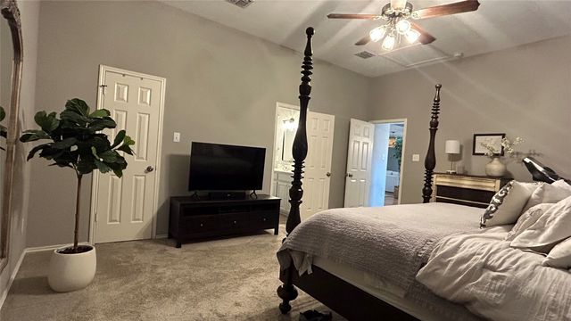 116 Valley Ranch Court, Waxahachie, TX 75165