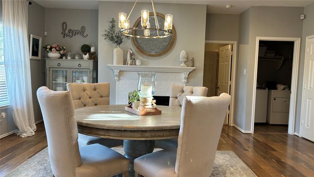 116 Valley Ranch Court, Waxahachie, TX 75165