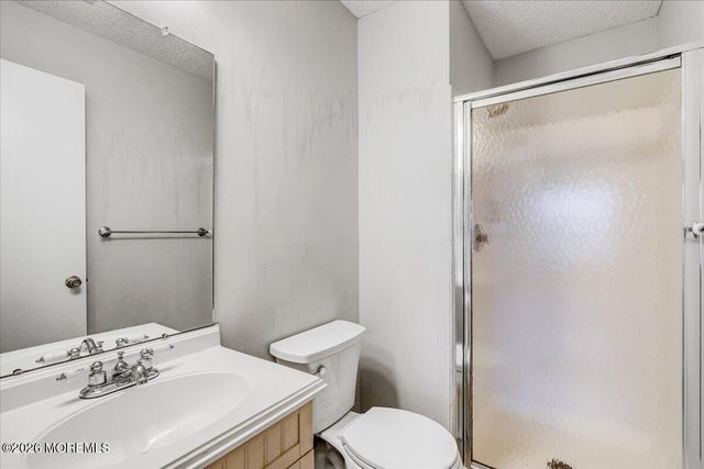 54 Des Moines Court, Tinton Falls, NJ 07712