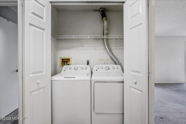 54 Des Moines Court, Tinton Falls, NJ 07712