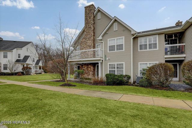 54 Des Moines Court, Tinton Falls, NJ 07712