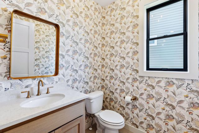 11068 Kingsview Lane N, Dayton, MN 55369